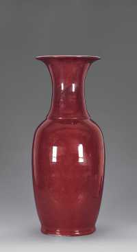 清中期 均红釉瓶